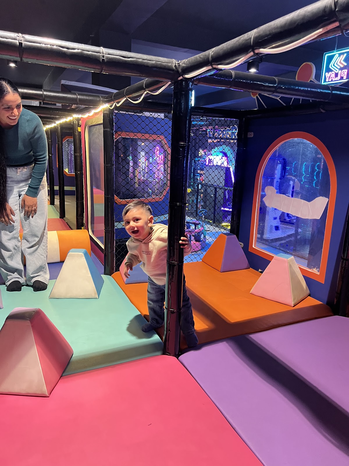 Futuristic VR Shootout interactive game booth
